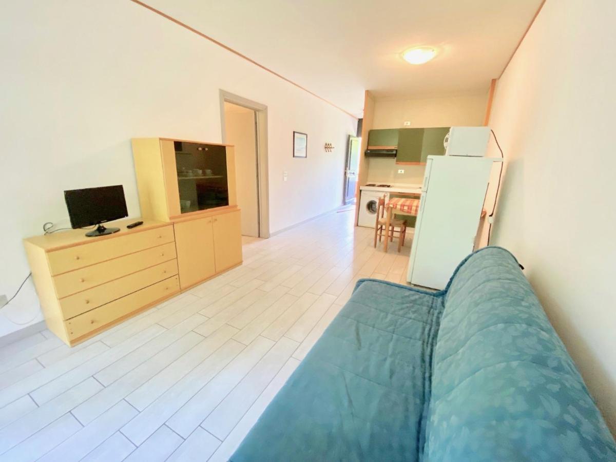Apartments Via Dei Platani Marina Di Bibbona Eksteriør billede